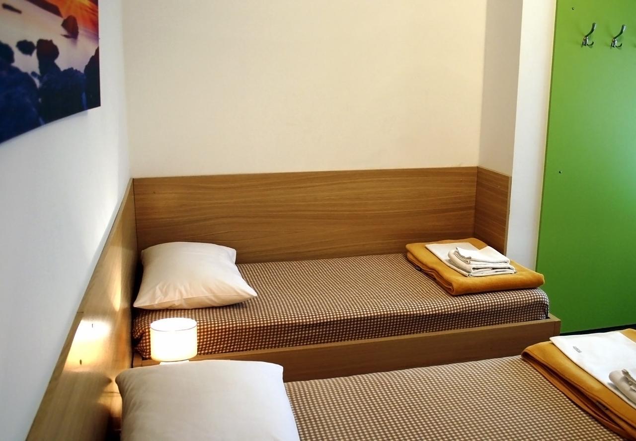 Rooms Fitea Osijek Extérieur photo