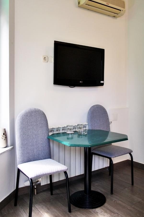 Rooms Fitea Osijek Extérieur photo