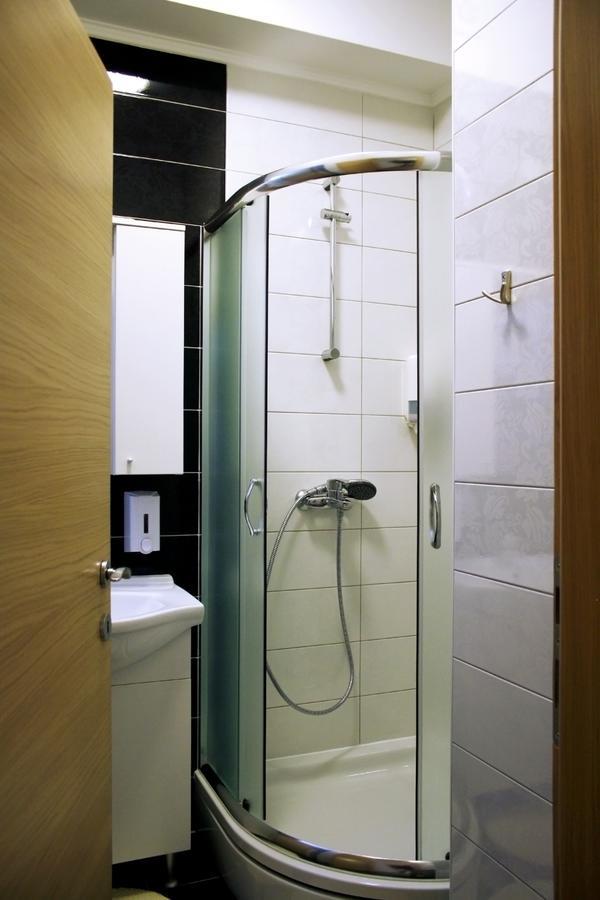 Rooms Fitea Osijek Extérieur photo