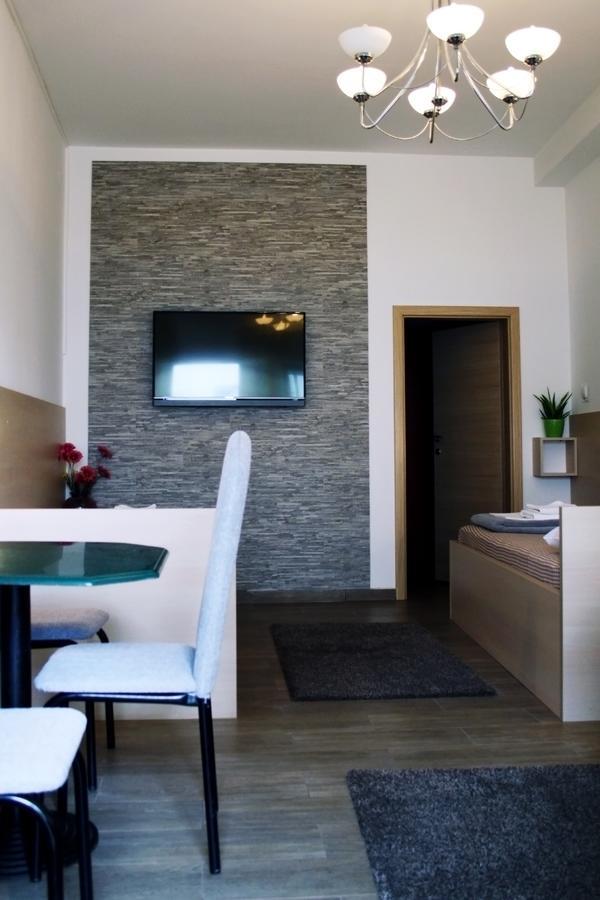 Rooms Fitea Osijek Extérieur photo