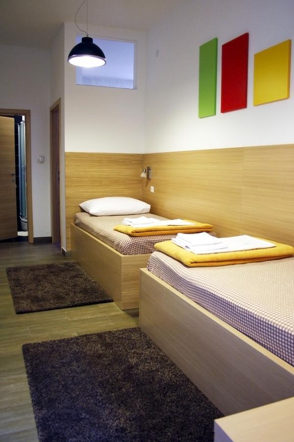 Rooms Fitea Osijek Extérieur photo